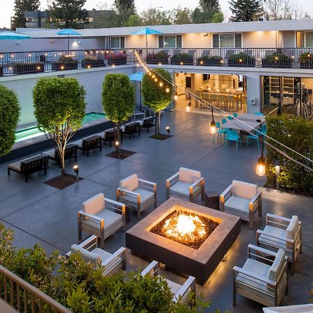 Hotel Lucent Menlo Park Bagian luar foto