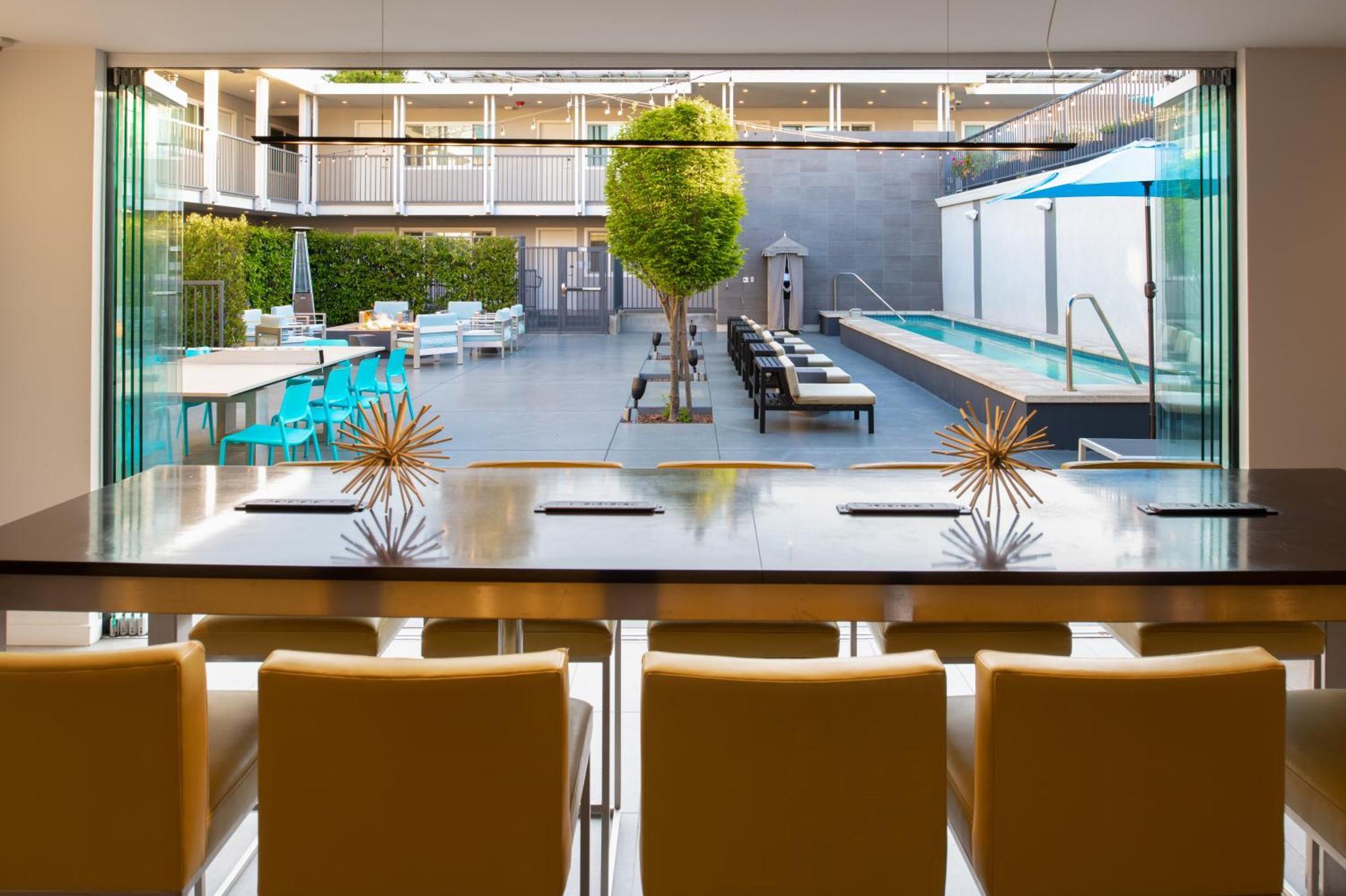 Hotel Lucent Menlo Park Bagian luar foto